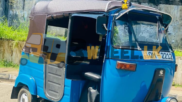 Bajaj Three Wheel FAT-SA-25NO-010005