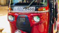 Bajaj Three Wheel FAT-SA-26JA-300023