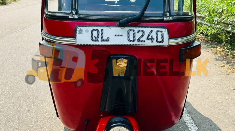 Bajaj Three Wheel FAT-SA-26JA-270021