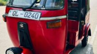 Bajaj Three Wheel FAT-SA-26JA-270021
