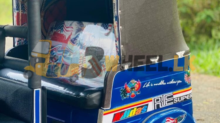 Bajaj Three Wheel FAT-SA-26FE-190027